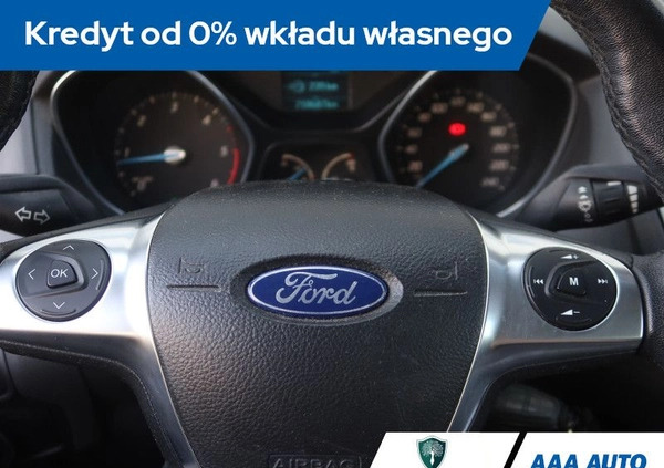 Ford Focus cena 15000 przebieg: 218686, rok produkcji 2011 z Mieroszów małe 137